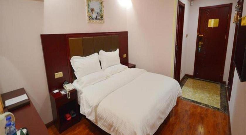 Greentree Inn Bole Wanxianghui Express Hotel Экстерьер фото